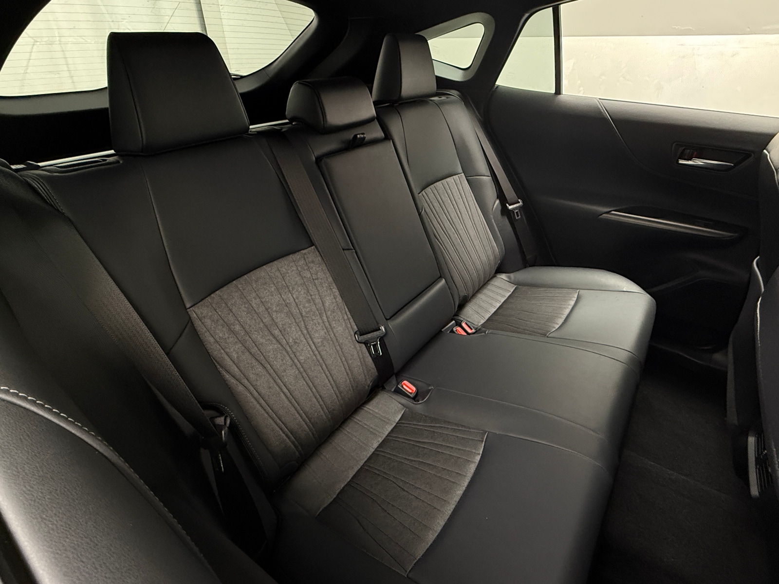 Thumbnail: 2021 Toyota Venza - 6