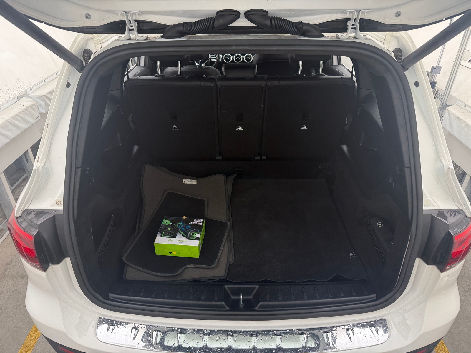 Thumbnail: 2021 Mercedes-Benz GLB - 6