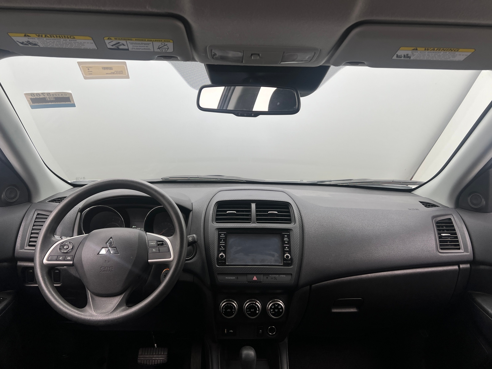 Thumbnail: 2022 Mitsubishi Outlander Sport - 3