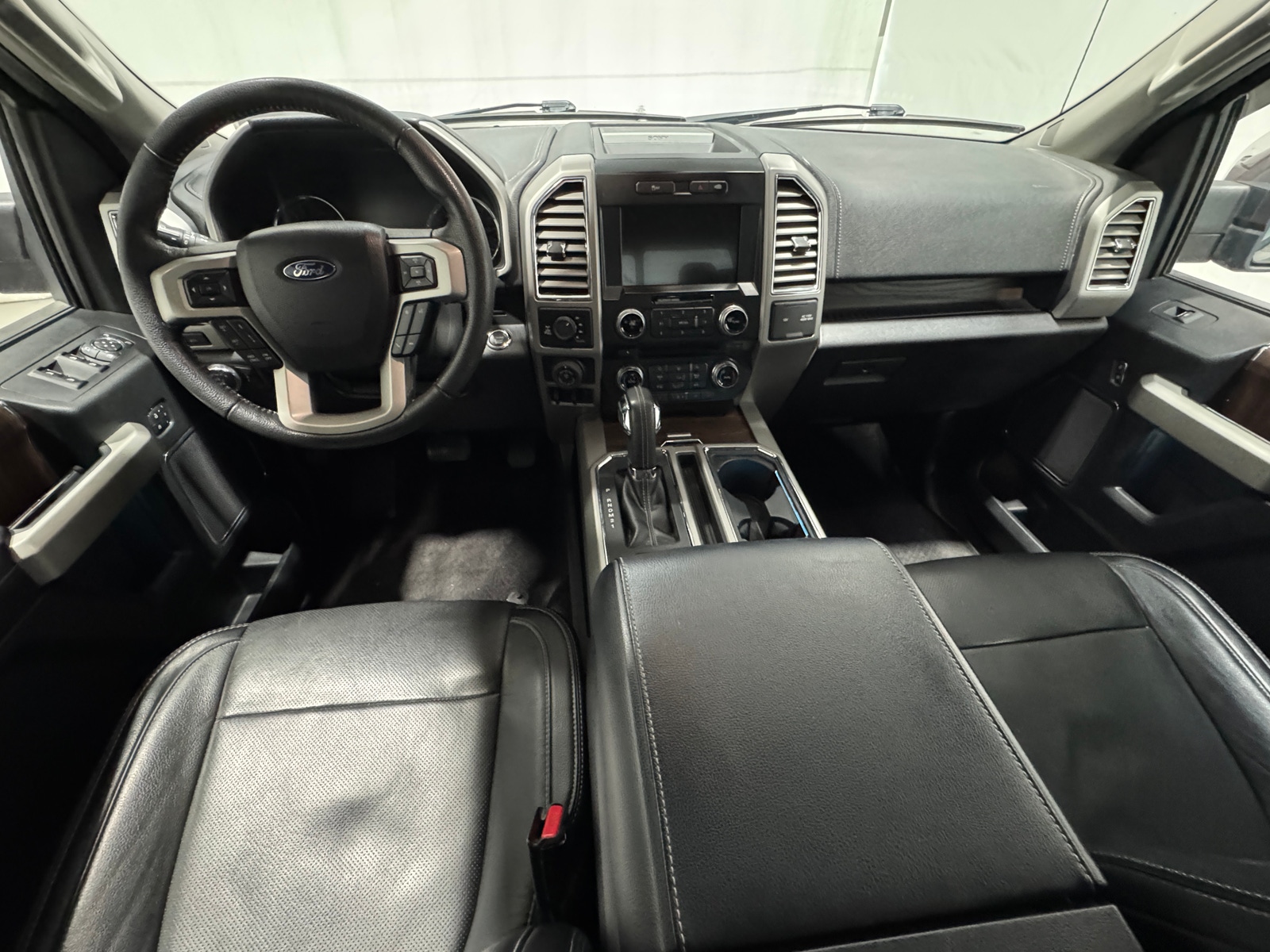 Thumbnail: 2016 Ford Econoline - 2