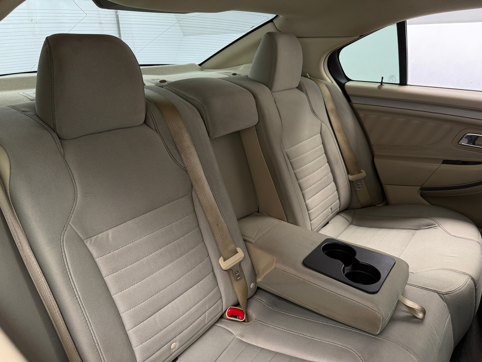 Thumbnail: 2018 Ford Taurus - 6