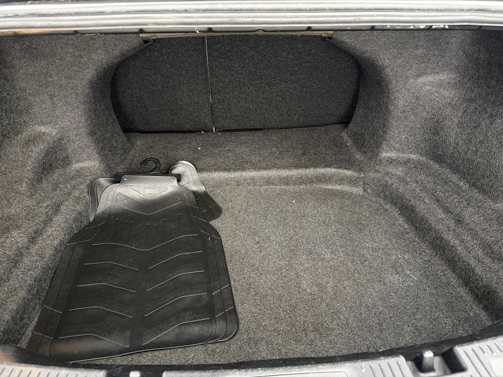 Thumbnail: 2018 Ford Taurus - 7