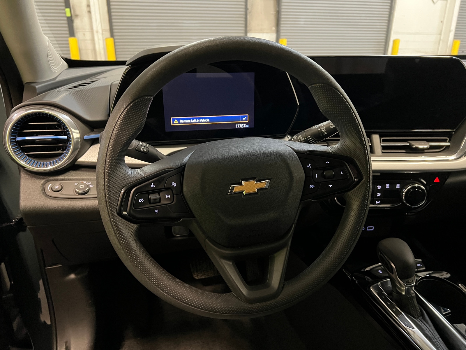 Thumbnail: 2025 Chevrolet Trax - 5