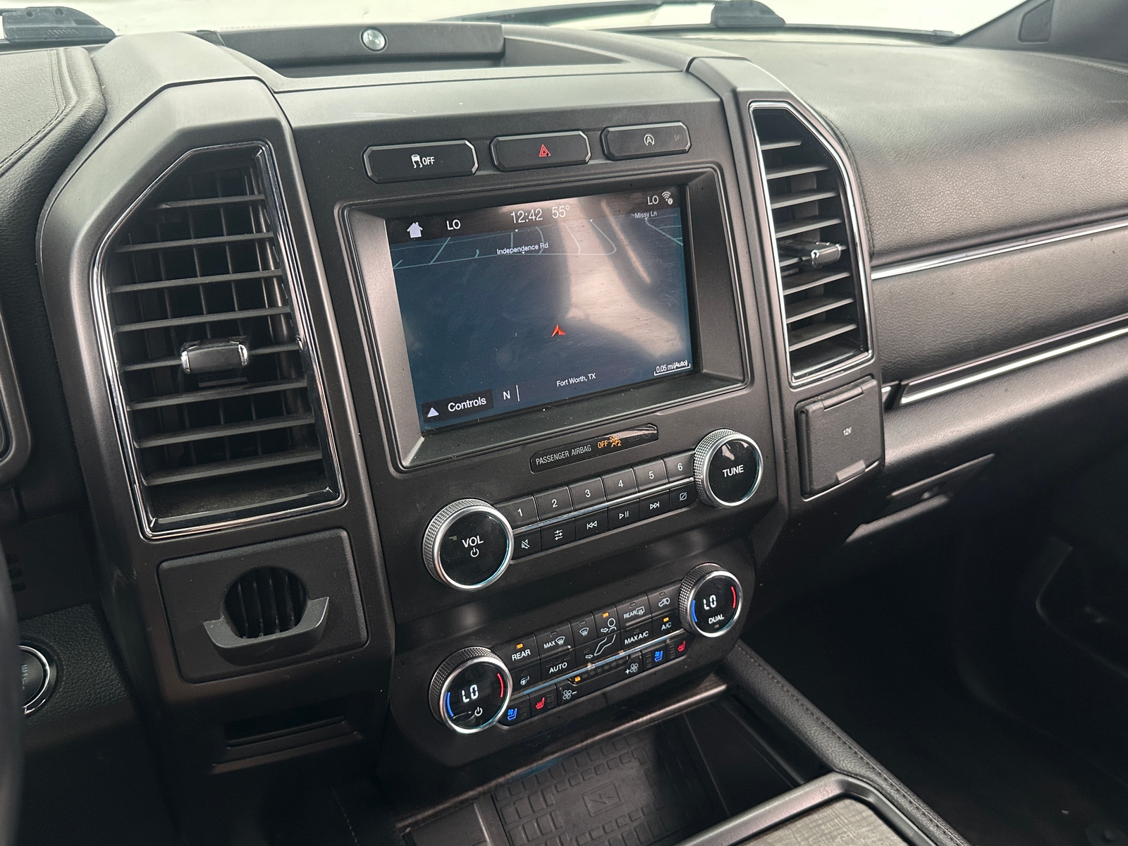 Thumbnail: 2019 Ford Expedition MAX - 3