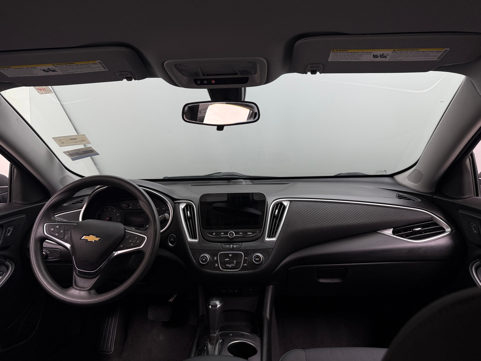 Thumbnail: 2020 Chevrolet Malibu - 3