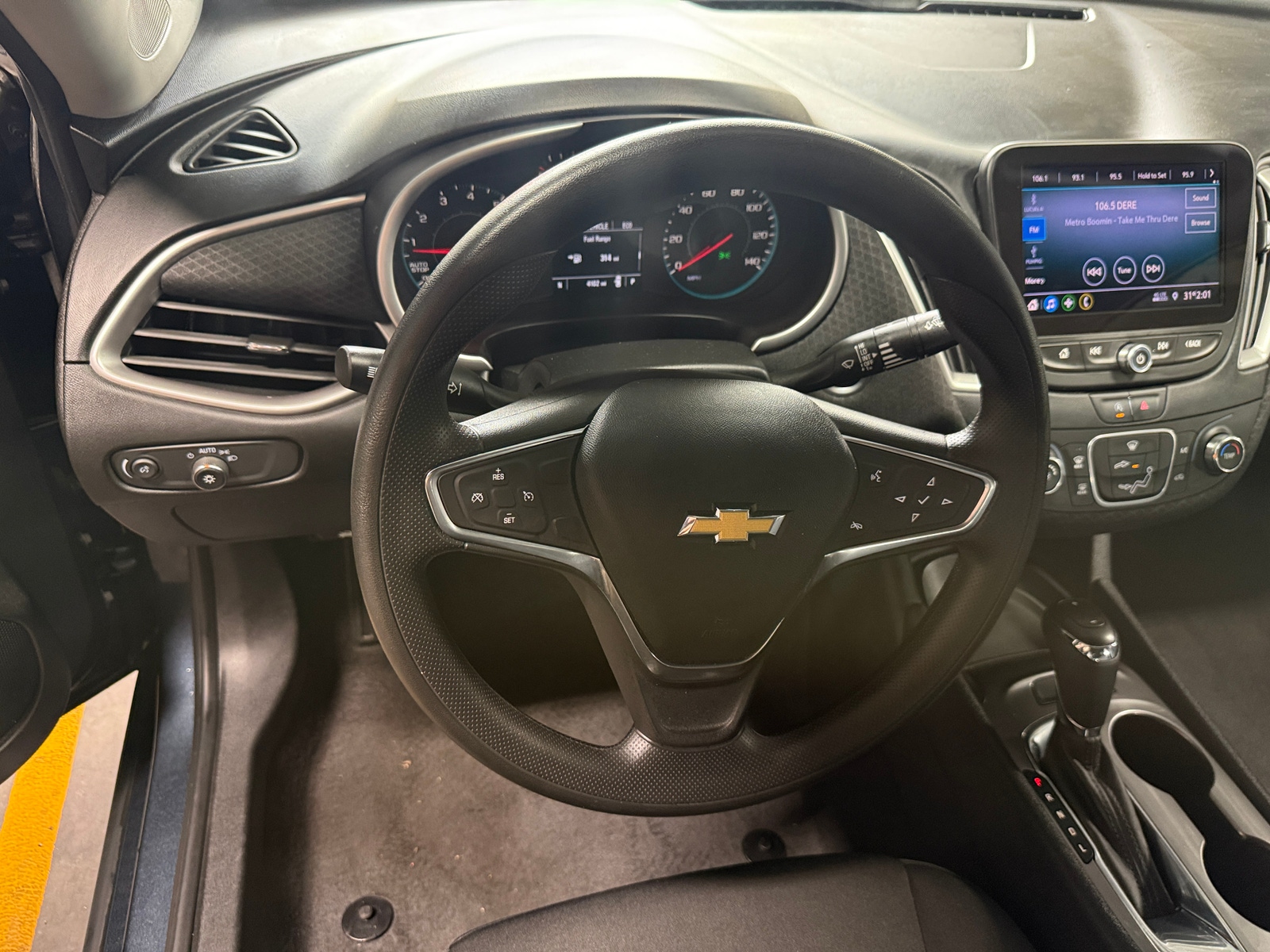 Thumbnail: 2020 Chevrolet Malibu - 5