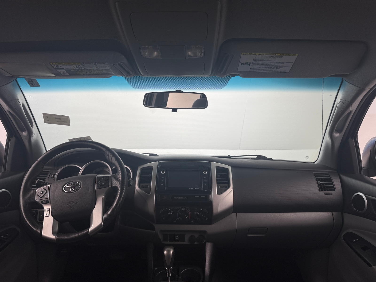 Thumbnail: 2015 Toyota Tacoma - 3