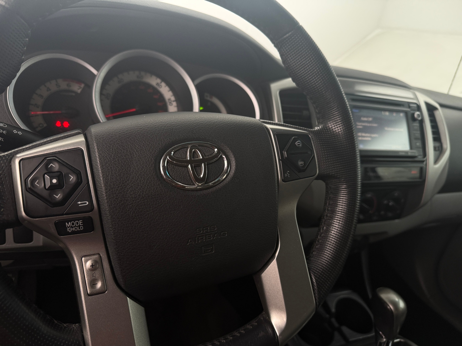 Thumbnail: 2015 Toyota Tacoma - 5