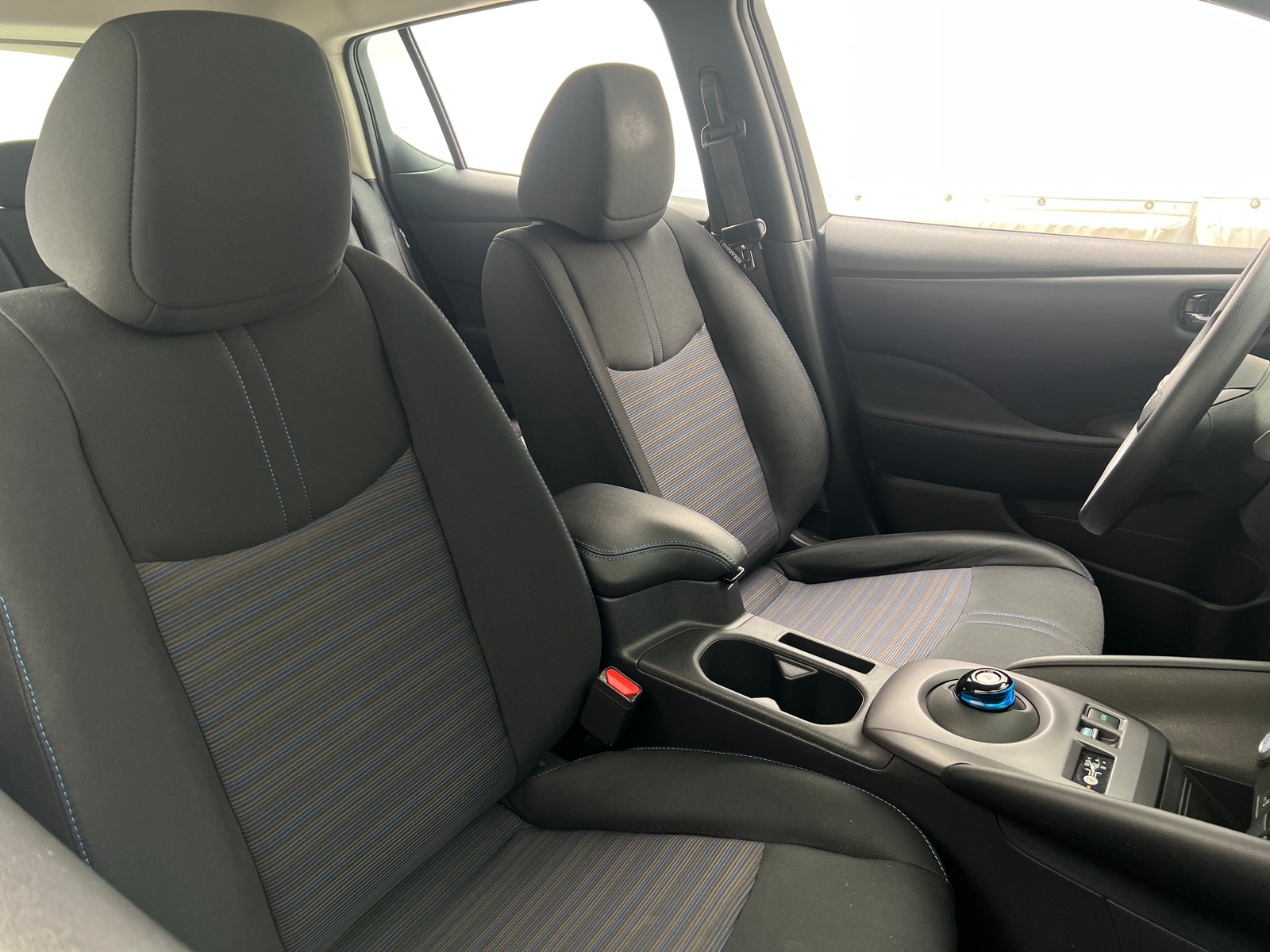 Thumbnail: 2025 Nissan Leaf - 2