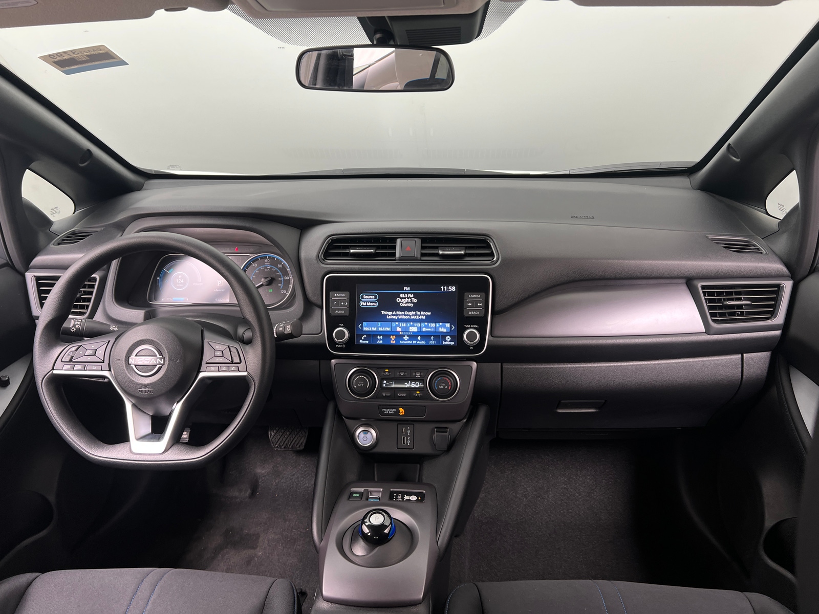 Thumbnail: 2025 Nissan Leaf - 3