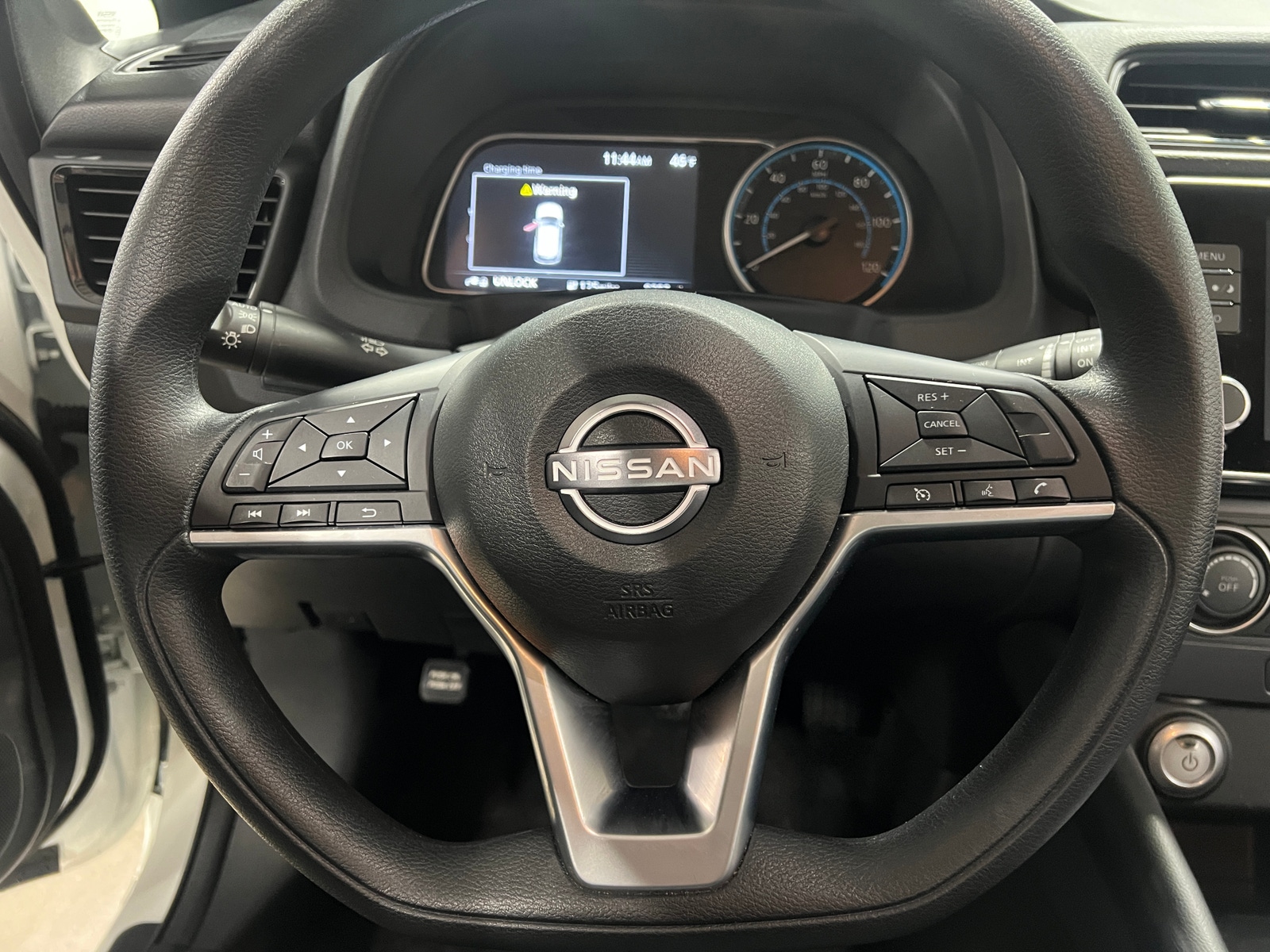 Thumbnail: 2025 Nissan Leaf - 5