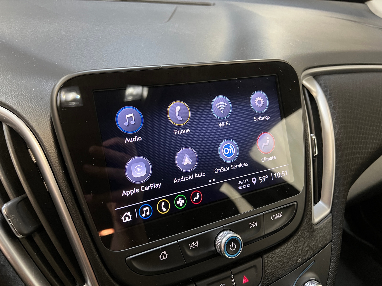 Thumbnail: 2024 Chevrolet Malibu - 4