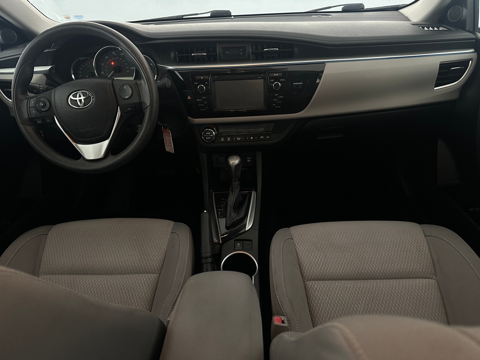 Thumbnail: 2014 Toyota Corolla - 3