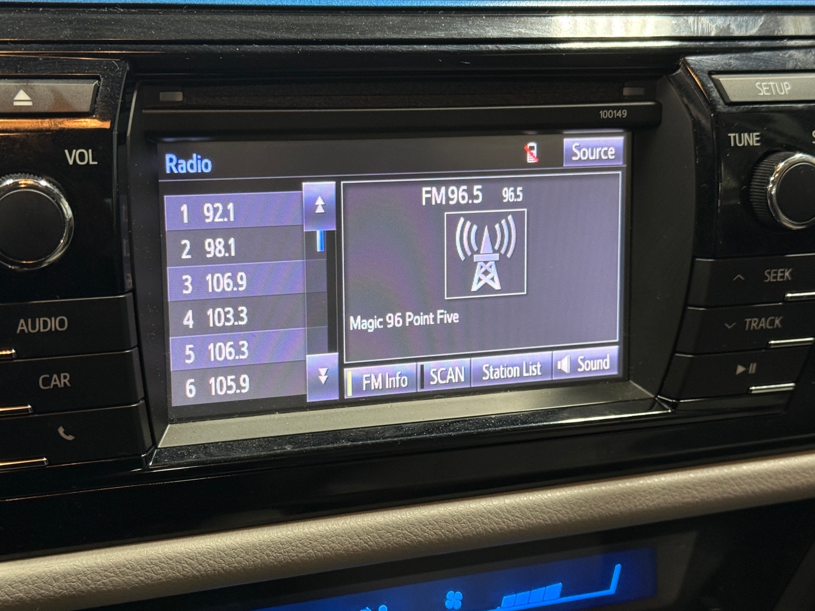 Thumbnail: 2014 Toyota Corolla - 4