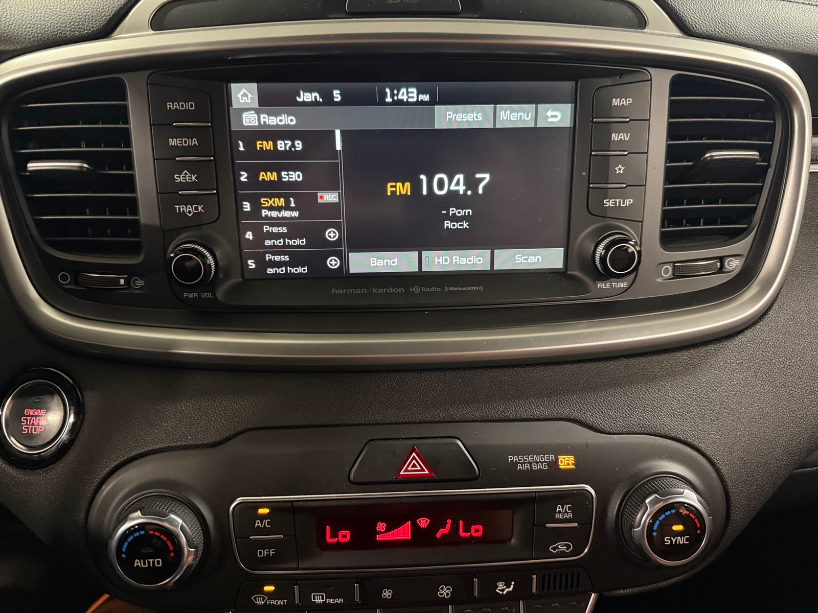 Thumbnail: 2019 Kia Sorento - 3