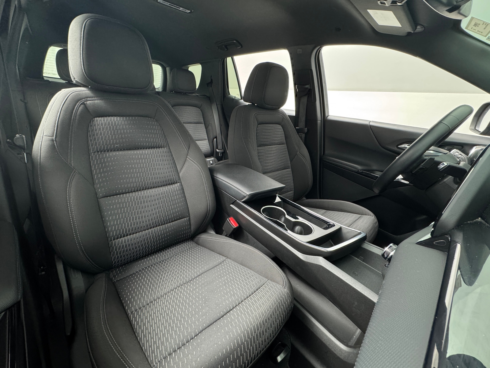 Thumbnail: 2025 Chevrolet Equinox - 2