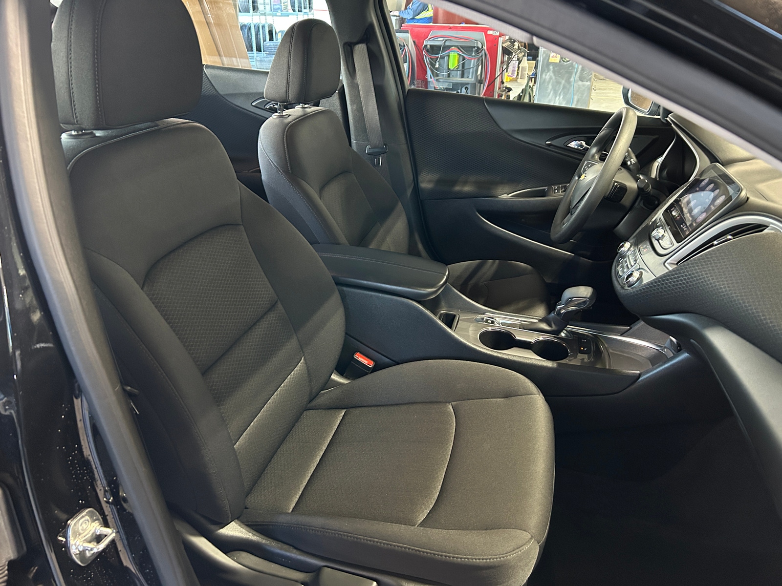 Thumbnail: 2024 Chevrolet Malibu - 2