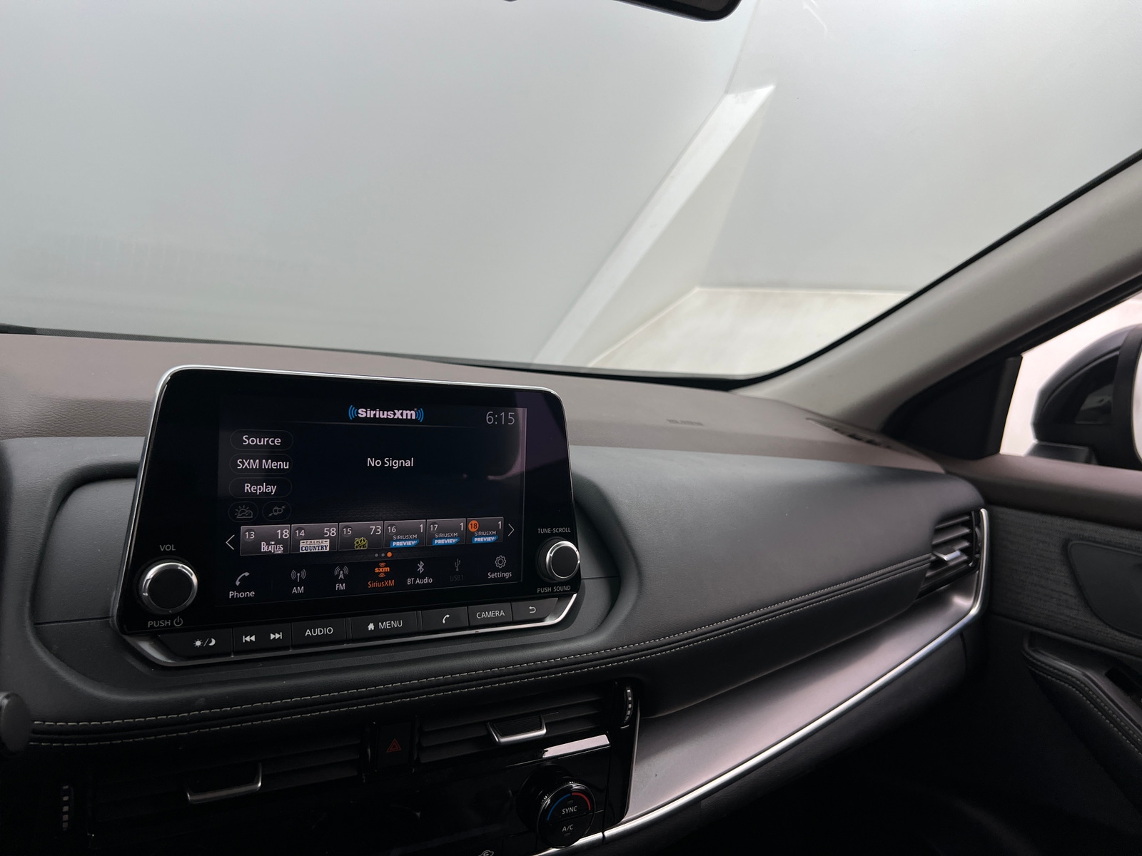 Thumbnail: 2022 Nissan Rogue - 4