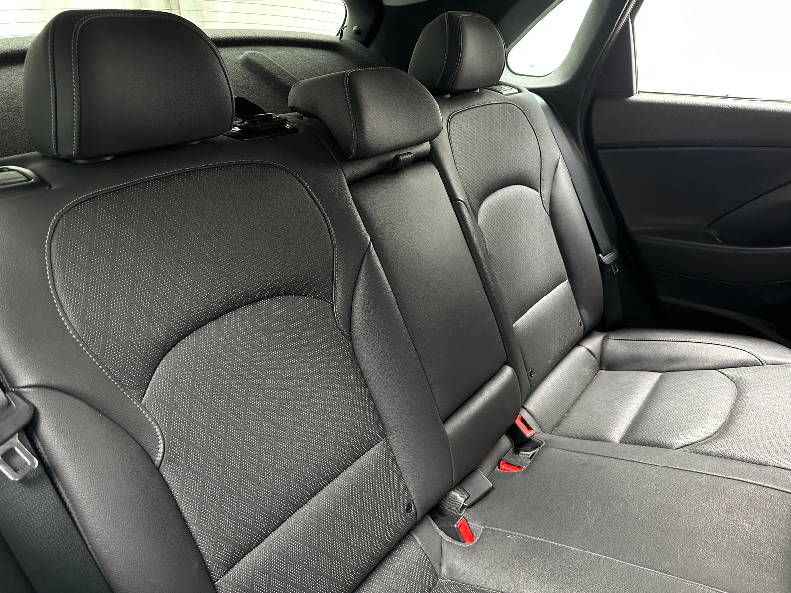 Thumbnail: 2018 Hyundai Elantra - 6