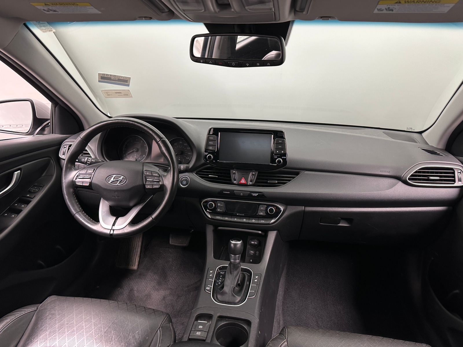 Thumbnail: 2018 Hyundai Elantra - 3