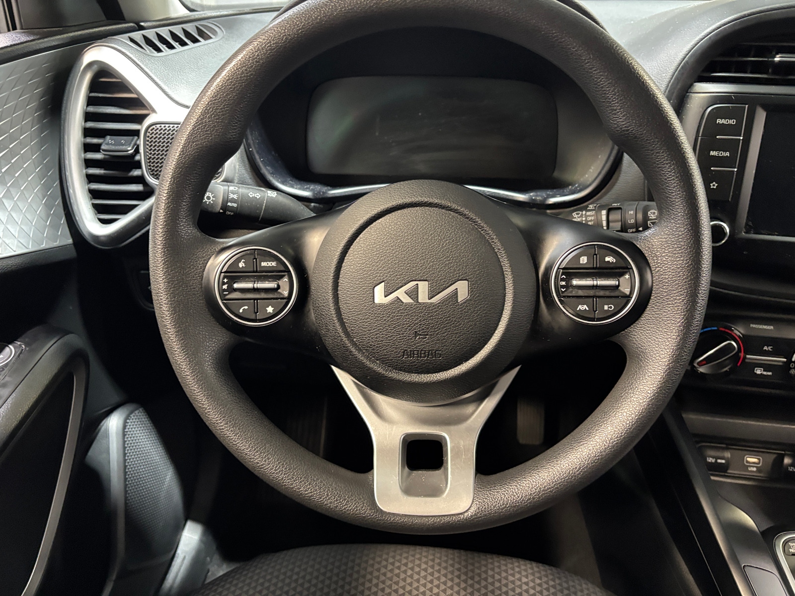 Thumbnail: 2024 Kia Soul - 5