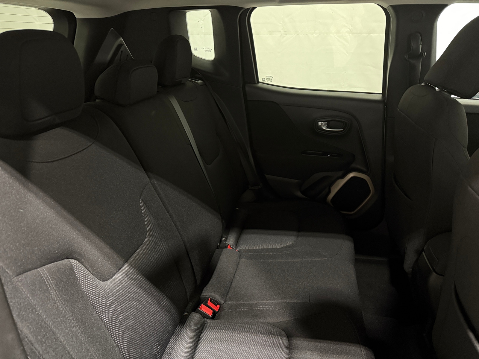 Thumbnail: 2017 Jeep Renegade - 6