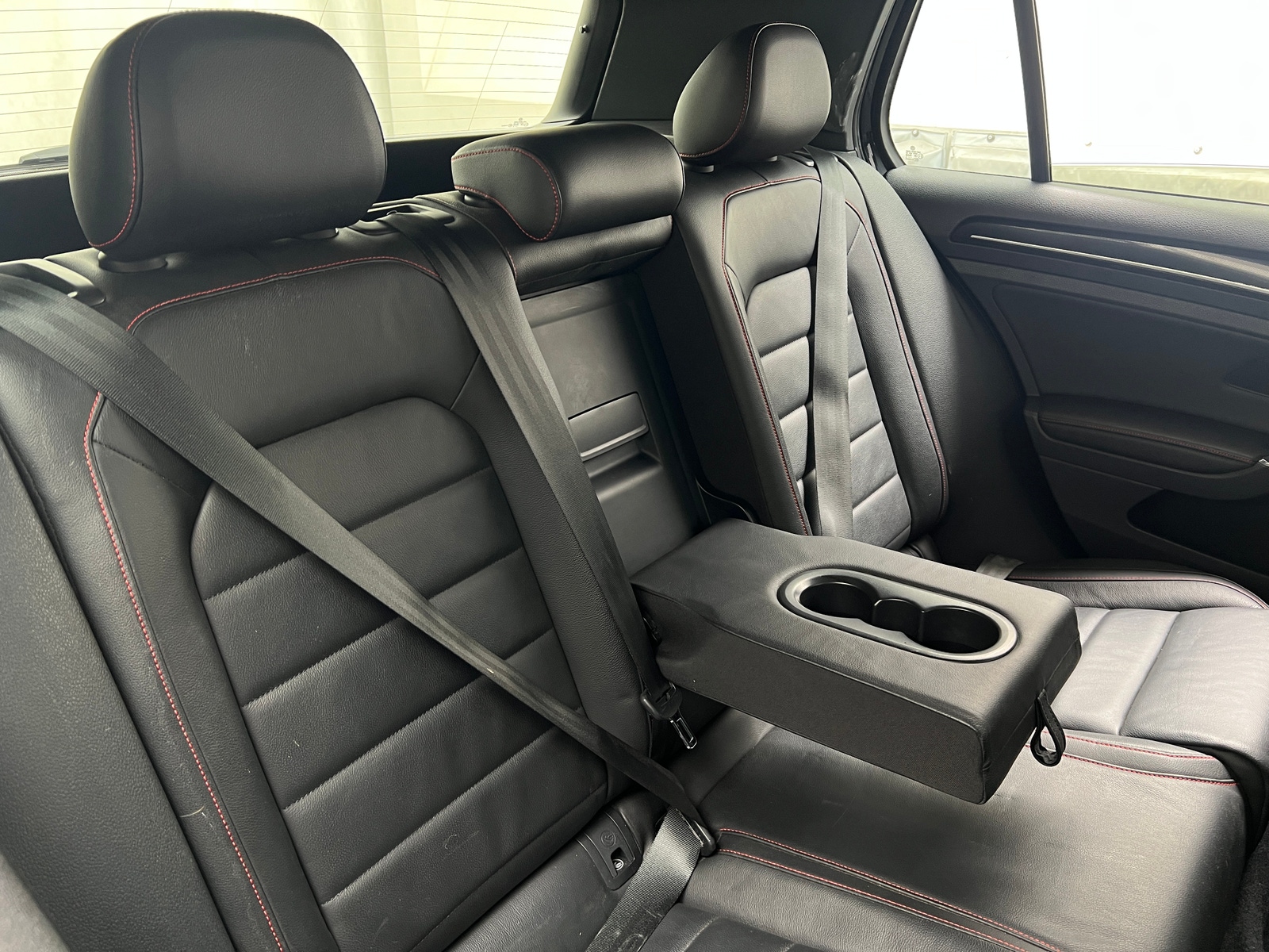 Thumbnail: 2016 Volkswagen Golf - 5