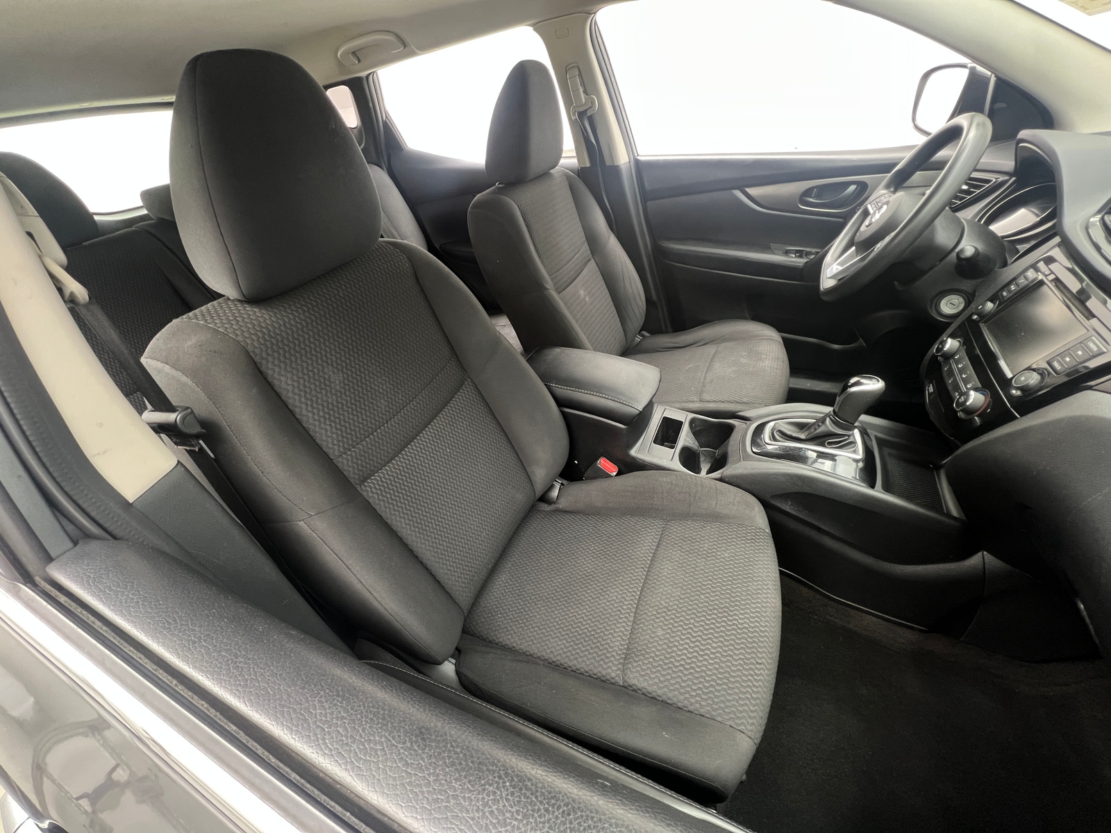 Thumbnail: 2019 Nissan Rogue Sport - 2