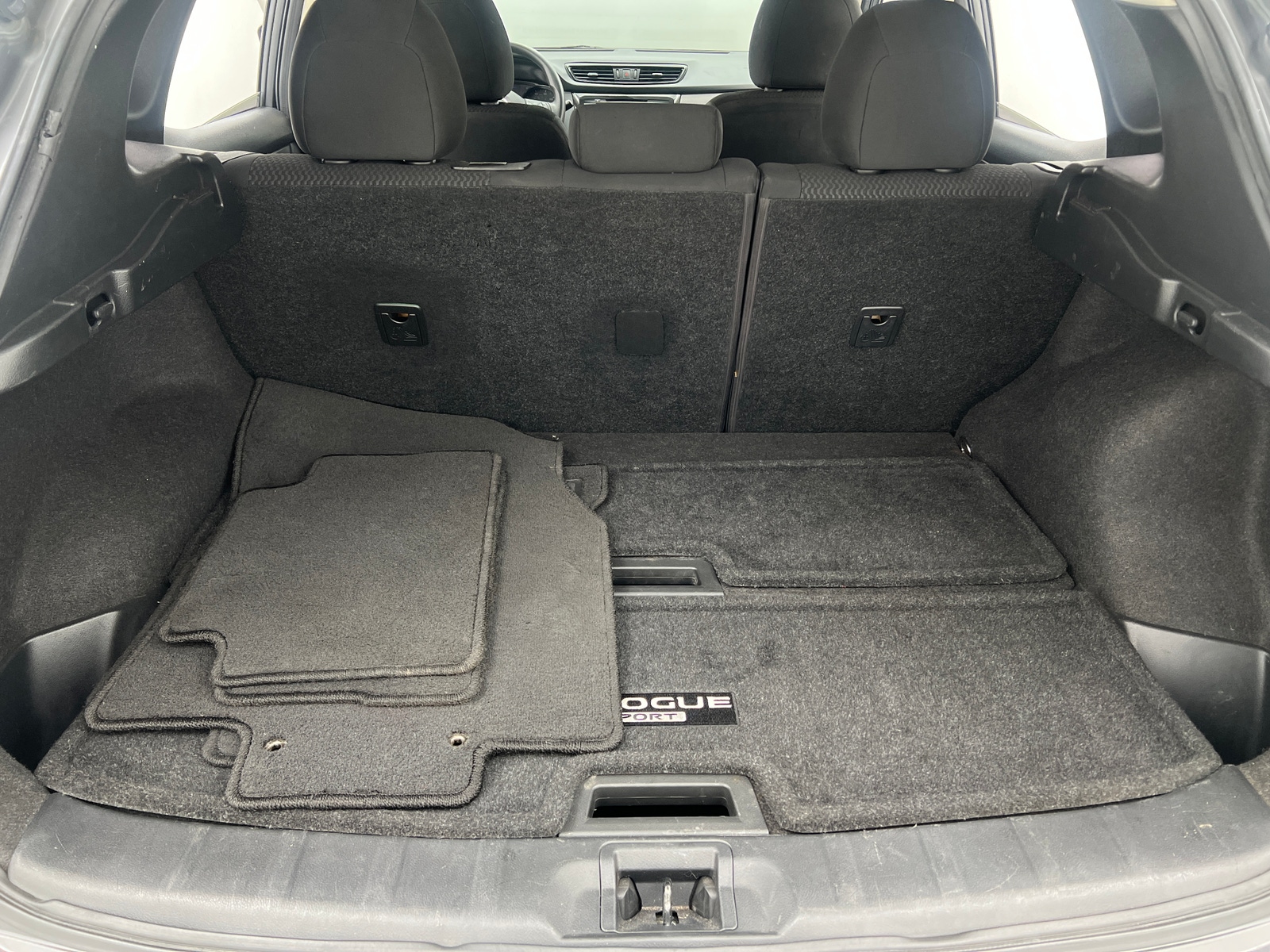 Thumbnail: 2019 Nissan Rogue Sport - 7