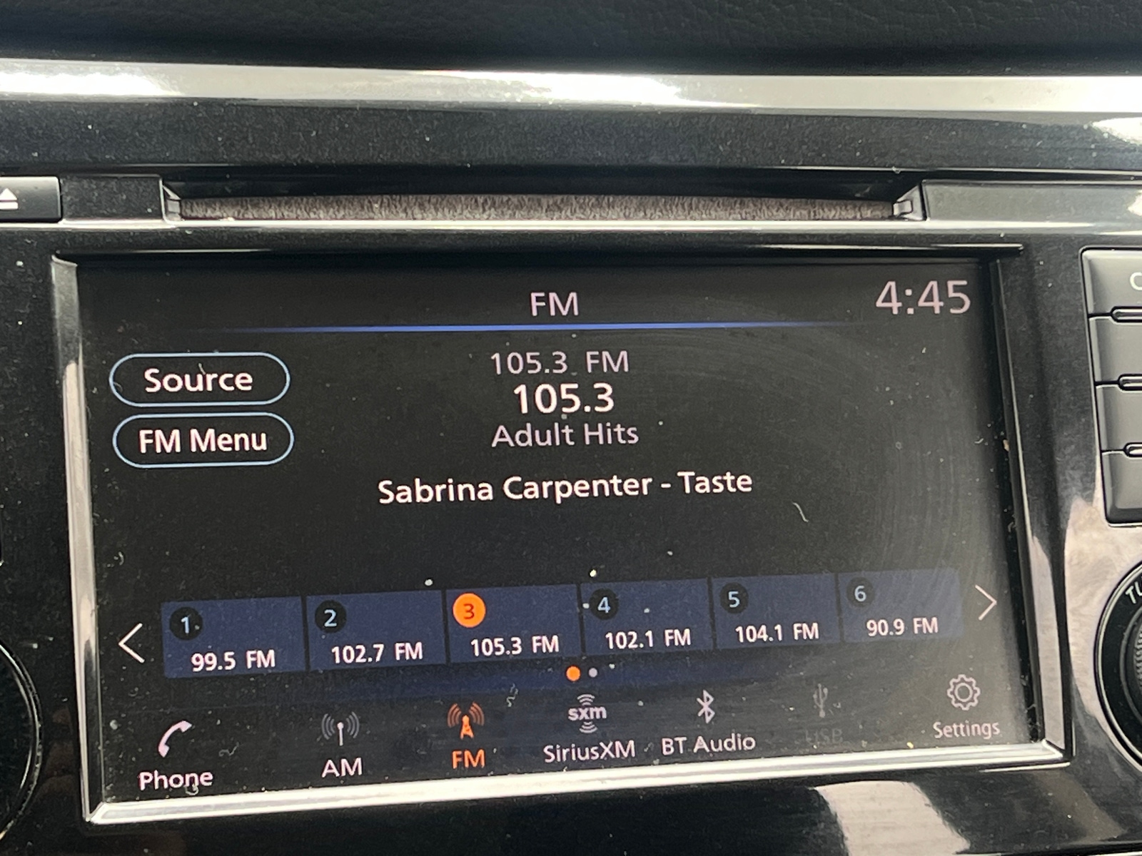 Thumbnail: 2019 Nissan Rogue Sport - 4