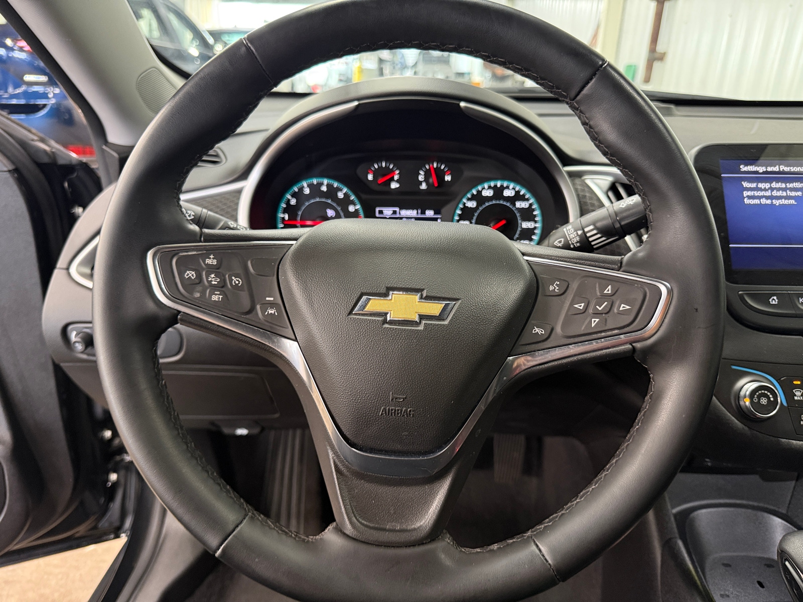 Thumbnail: 2025 Chevrolet Malibu - 5