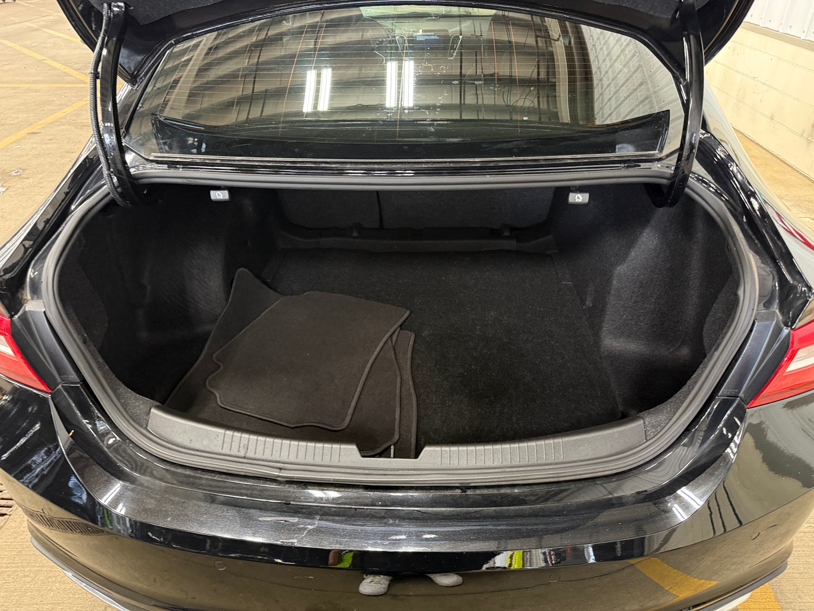 Thumbnail: 2025 Chevrolet Malibu - 7