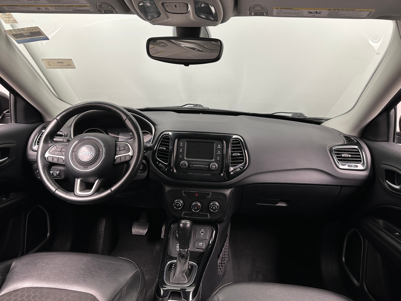 Thumbnail: 2018 Jeep Compass - 3