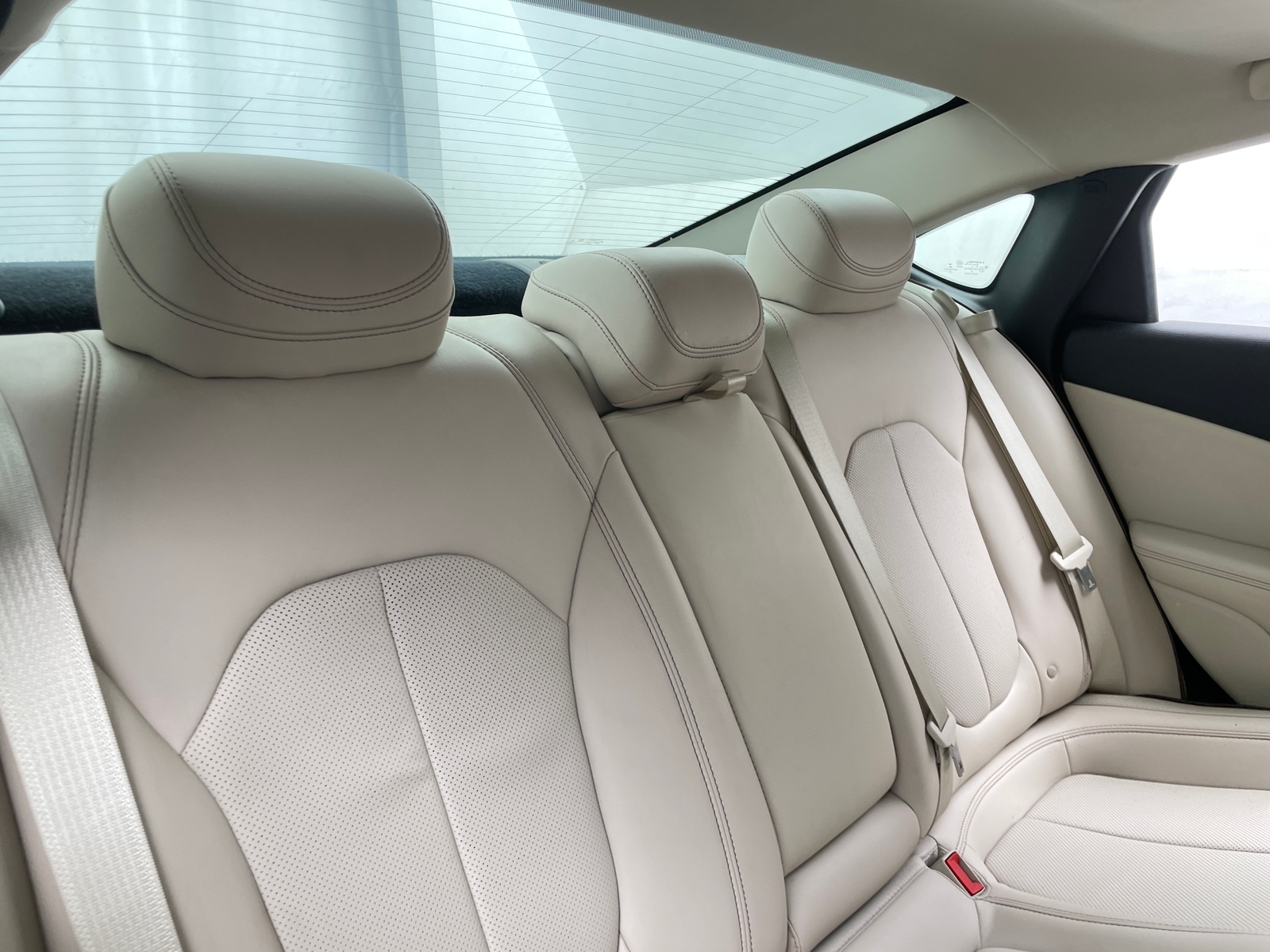 Thumbnail: 2015 Chrysler 200 - 5