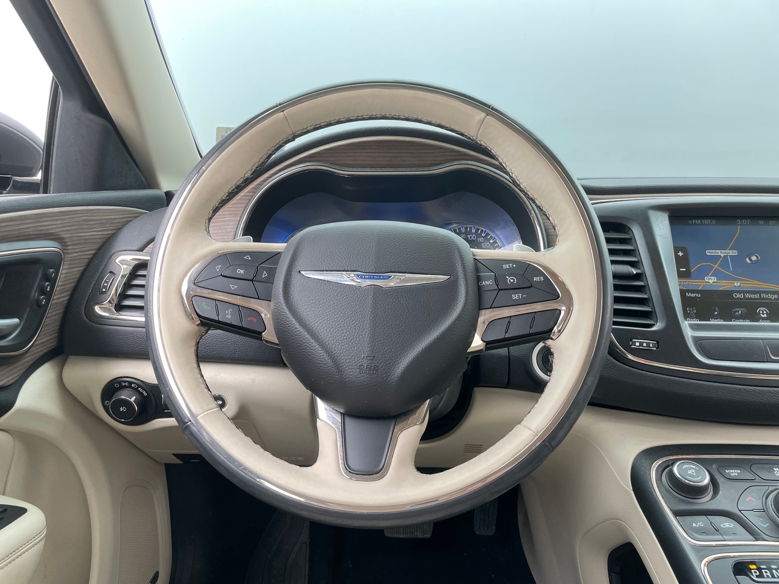 Thumbnail: 2015 Chrysler 200 - 4