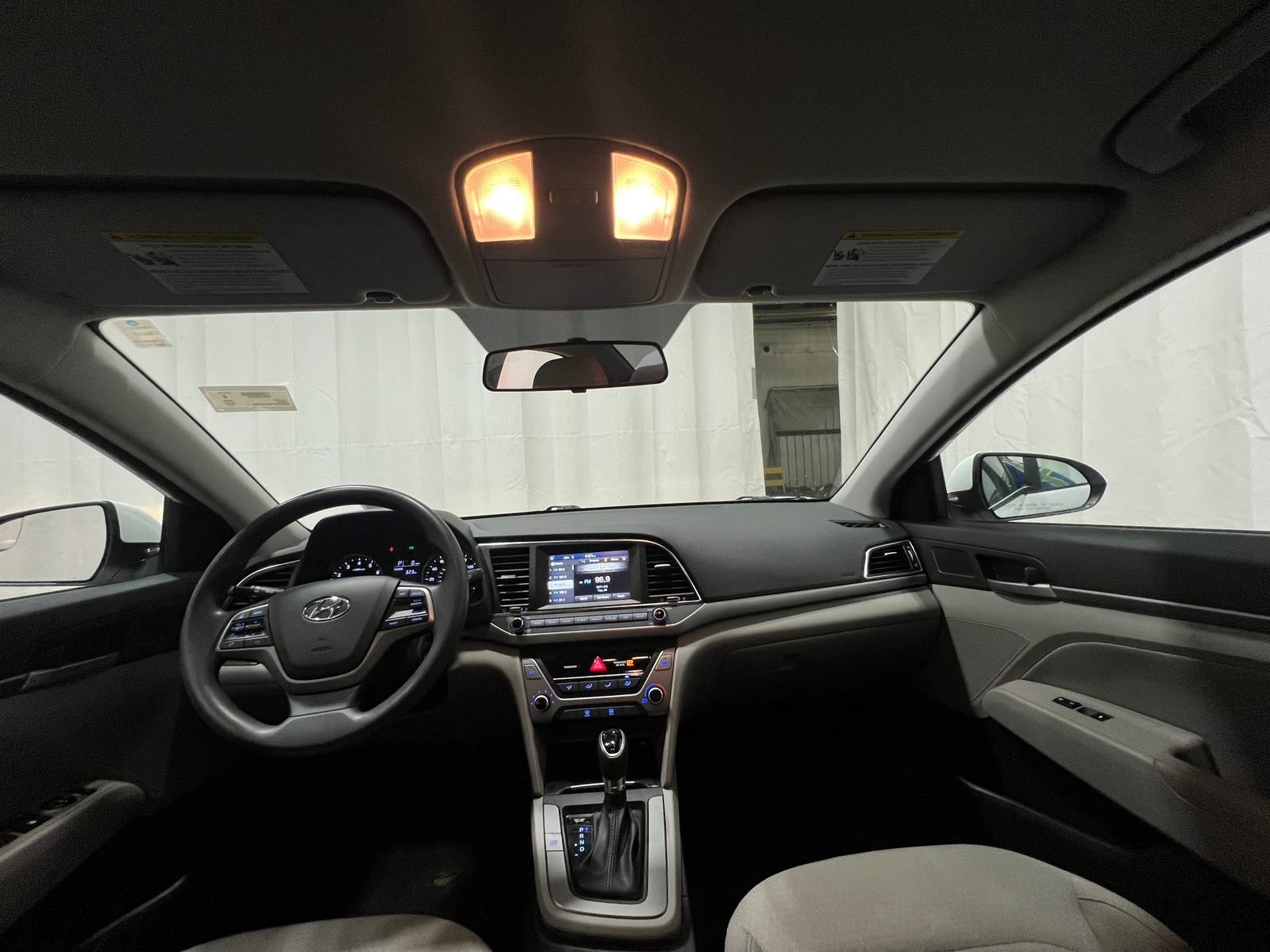 Thumbnail: 2017 Hyundai Elantra - 3