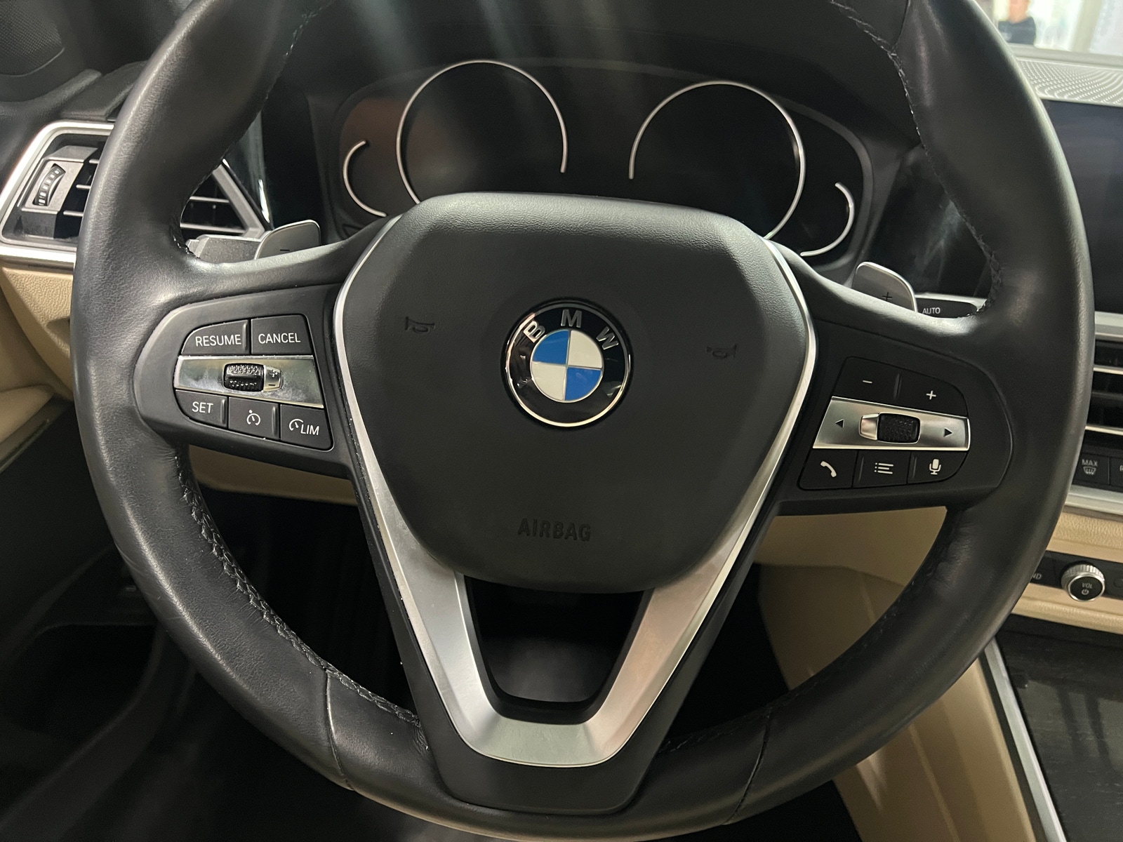 Thumbnail: 2020 BMW 3 Series - 4