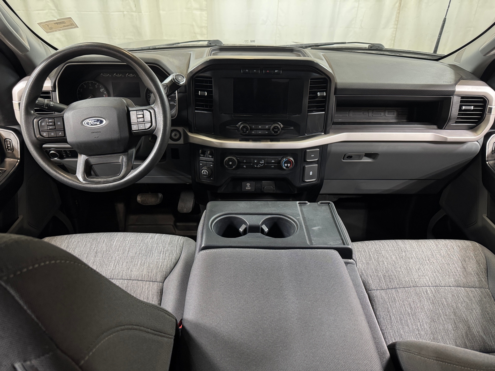 Thumbnail: 2023 Ford Econoline - 3