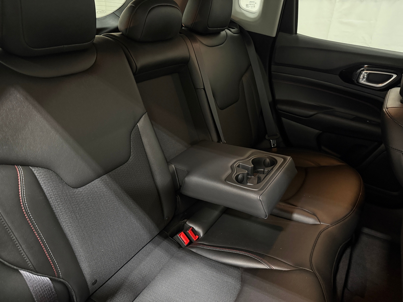 Thumbnail: 2022 Jeep Compass - 5