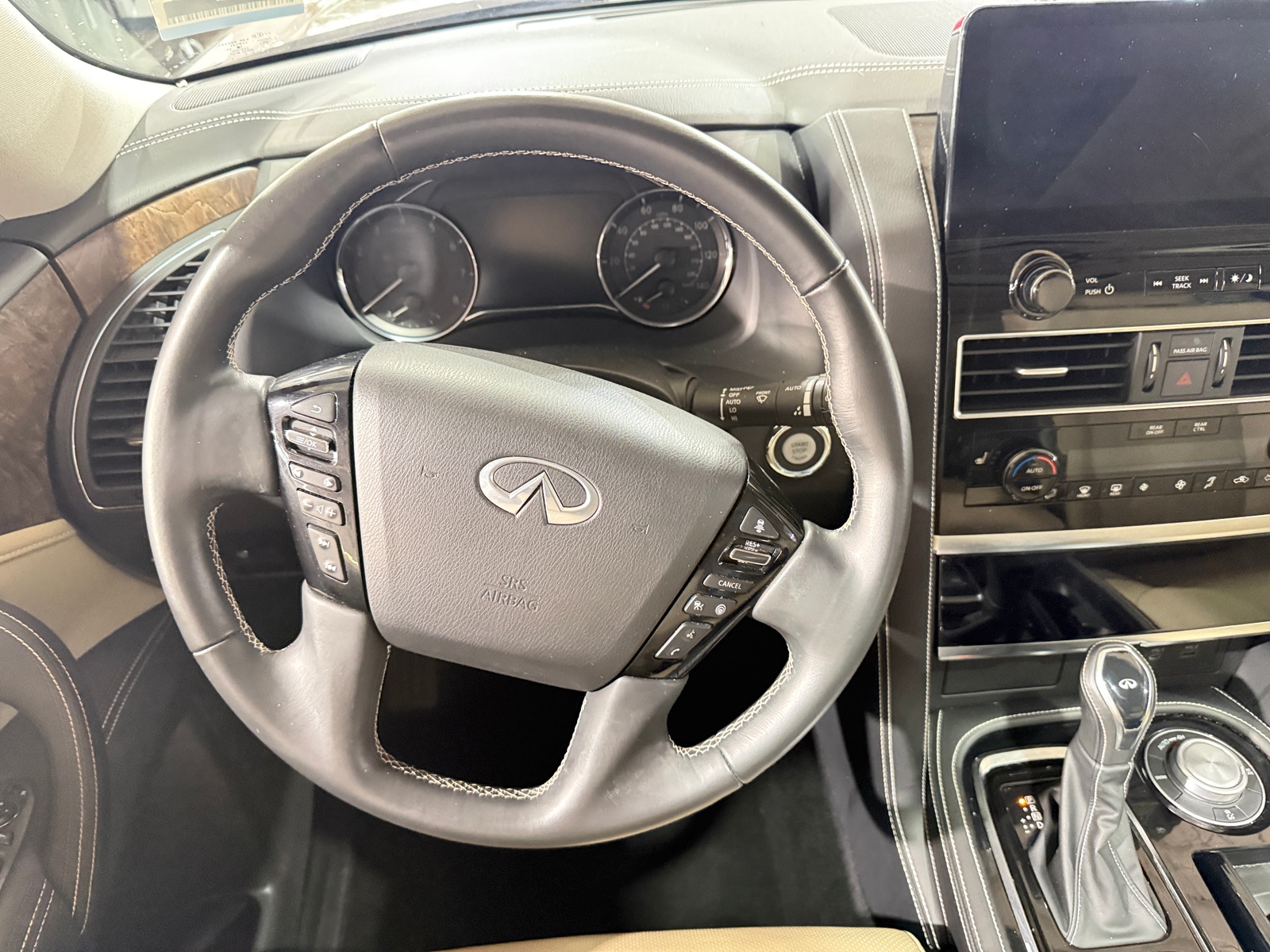 Thumbnail: 2024 INFINITI QX80 - 3