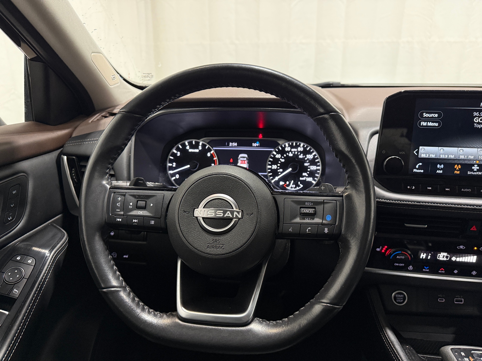 Thumbnail: 2023 Nissan Rogue - 4