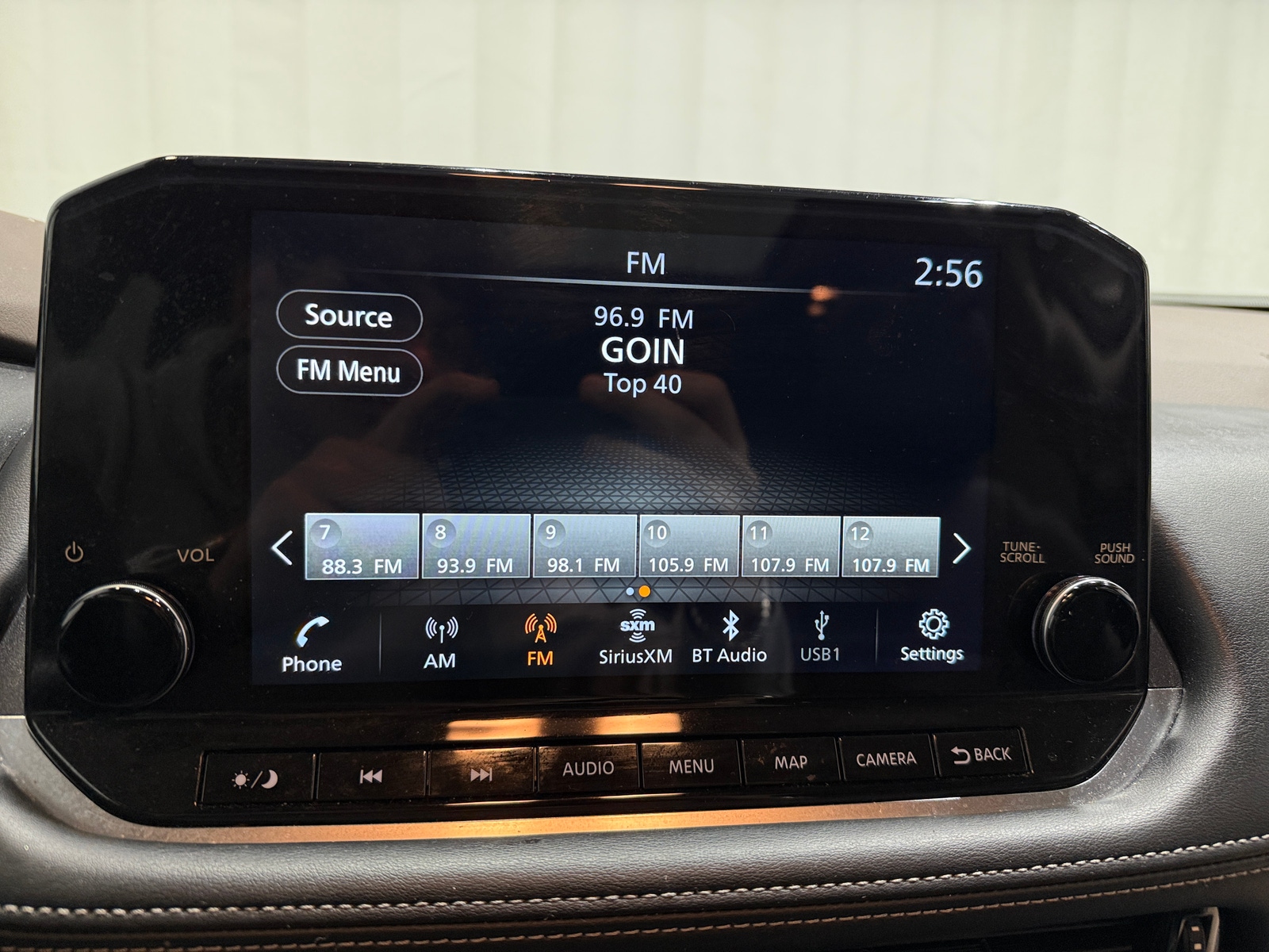 Thumbnail: 2023 Nissan Rogue - 3