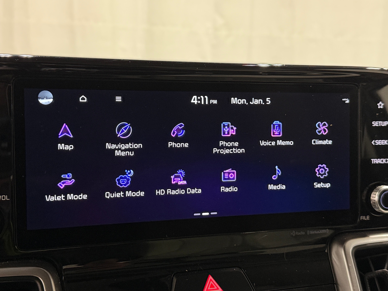 Thumbnail: 2023 Kia Sorento - 3