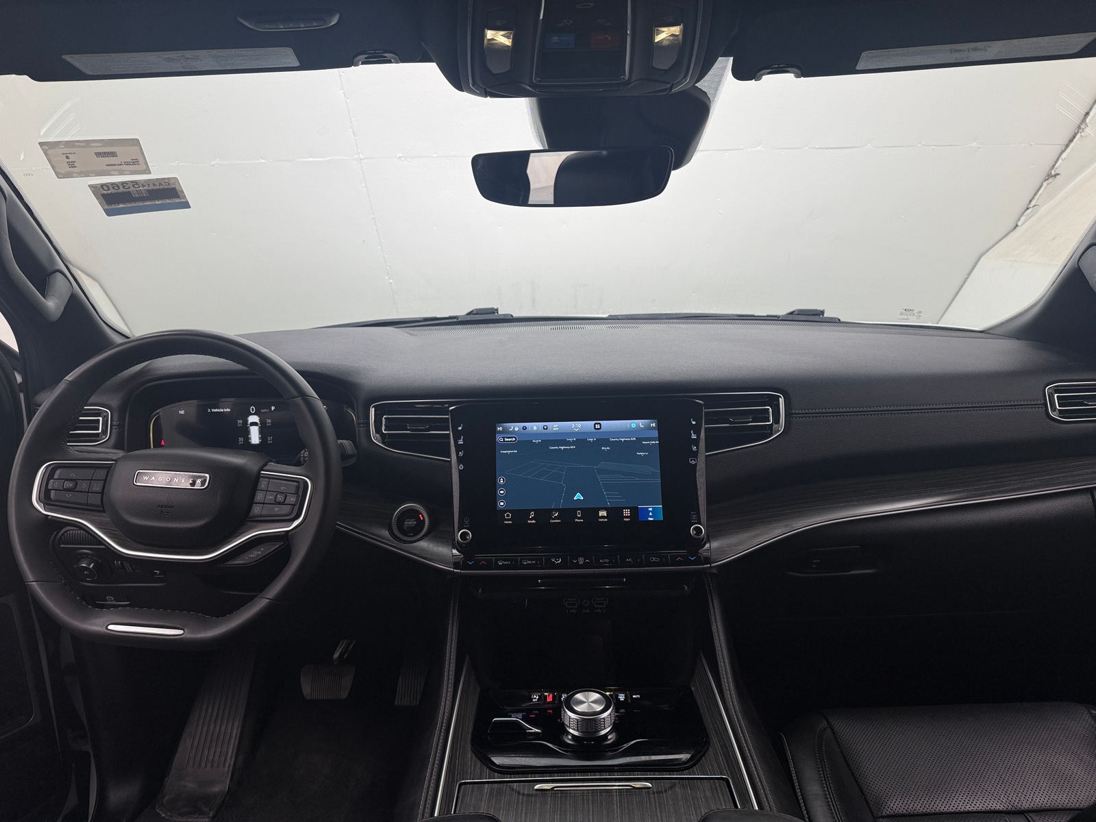 Thumbnail: 2024 Jeep Wagoneer - 2