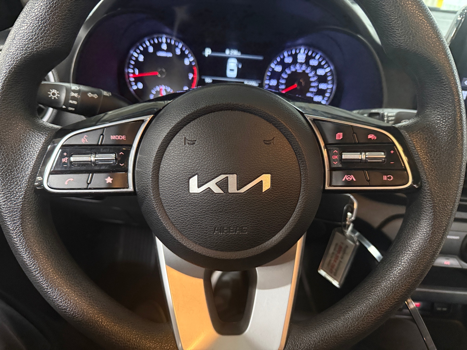 Thumbnail: 2023 Kia Forte - 5