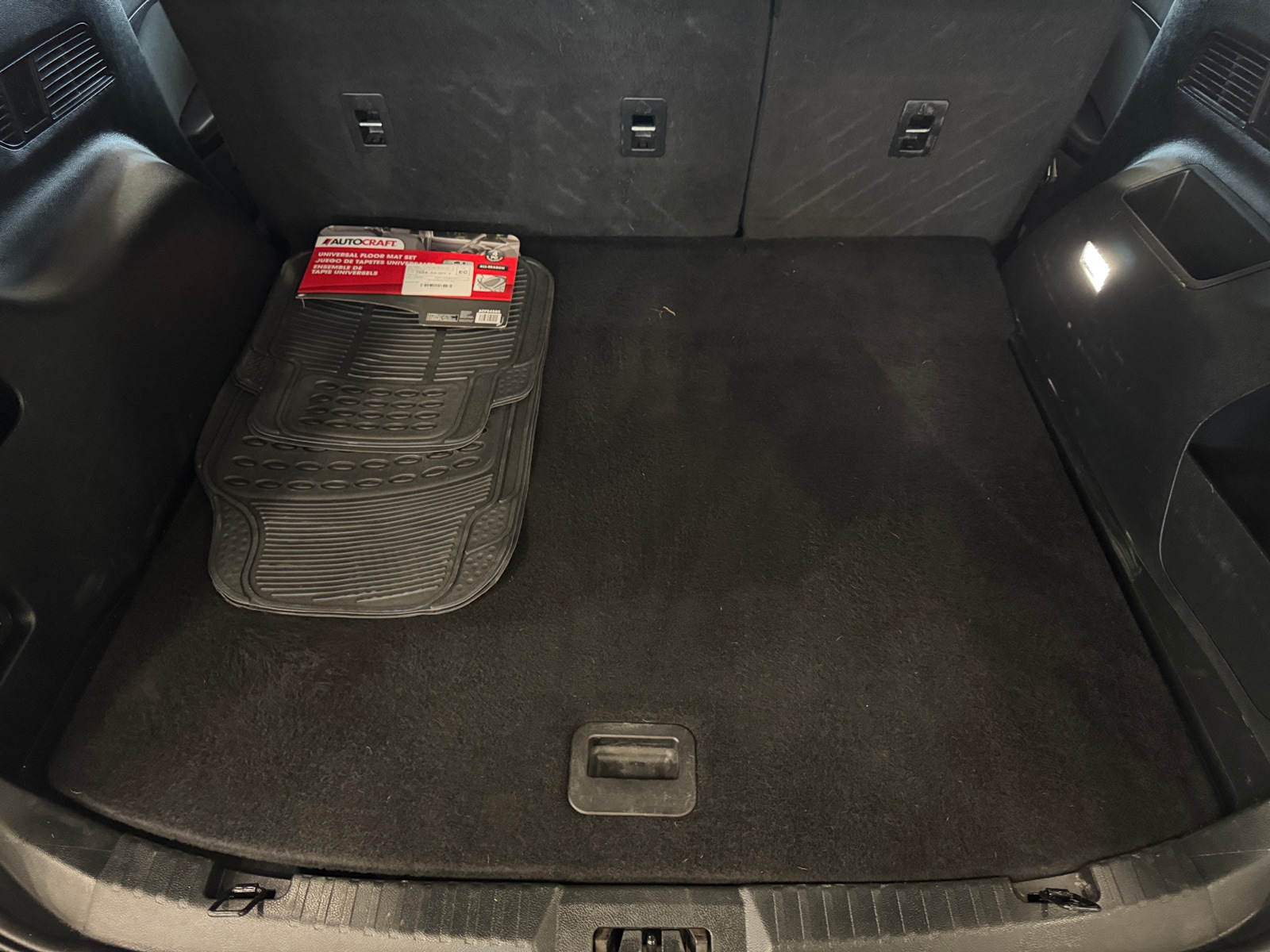 Thumbnail: 2019 Ford Edge - 7