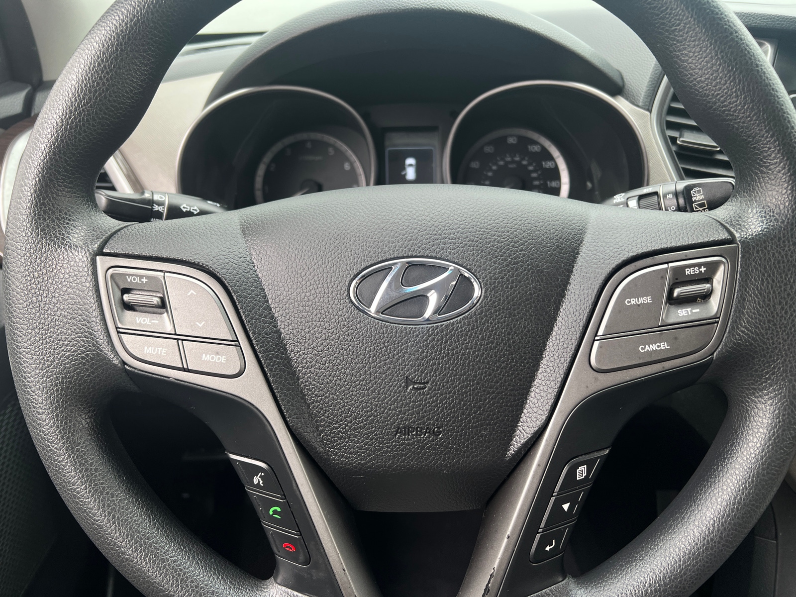 Thumbnail: 2018 Hyundai Santa Fe - 5