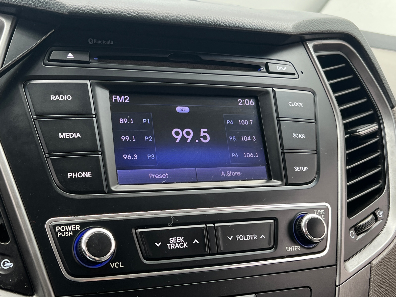 Thumbnail: 2018 Hyundai Santa Fe - 4