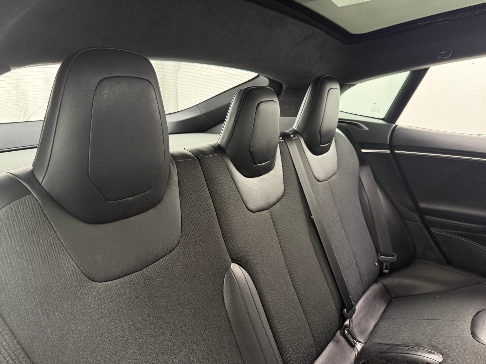 Thumbnail: 2017 Tesla Model S - 5