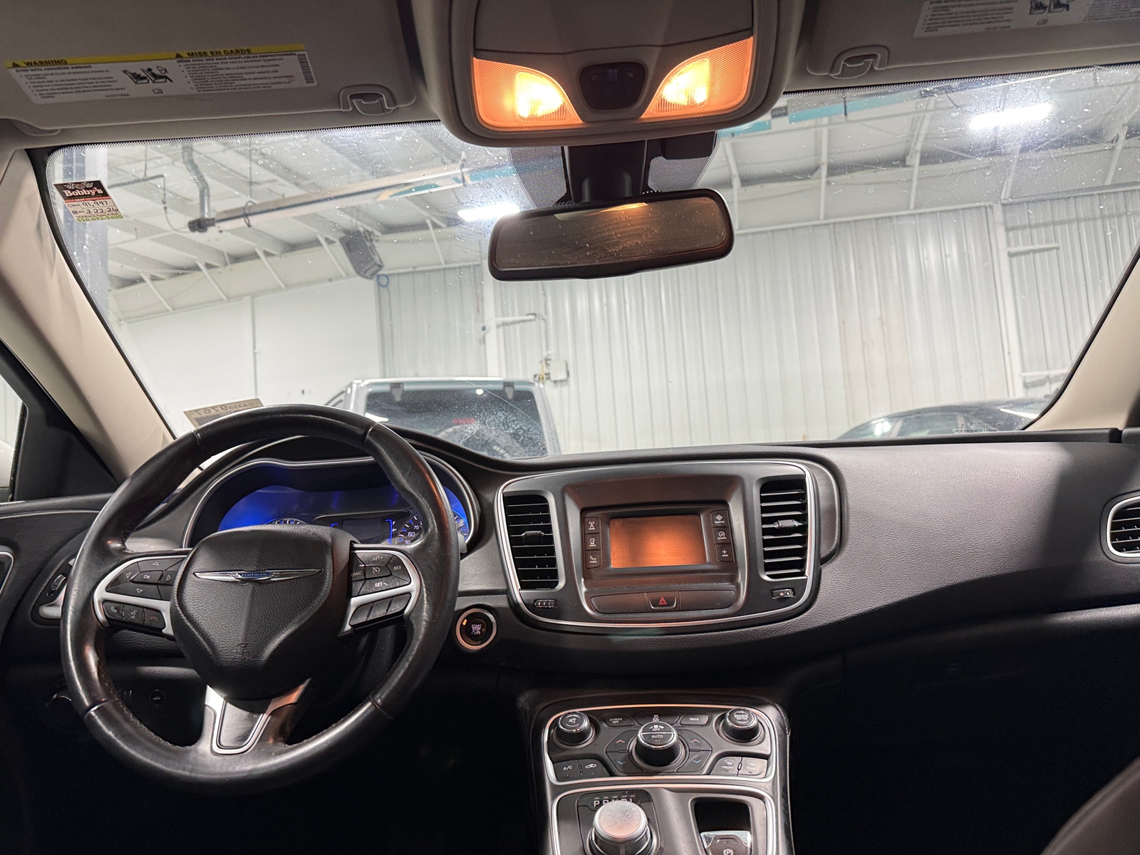 Thumbnail: 2015 Chrysler 200 - 3